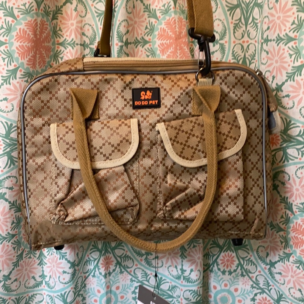 Dog carrier purse